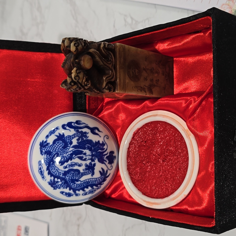 Asian Vintage  hand carved.stamp set!